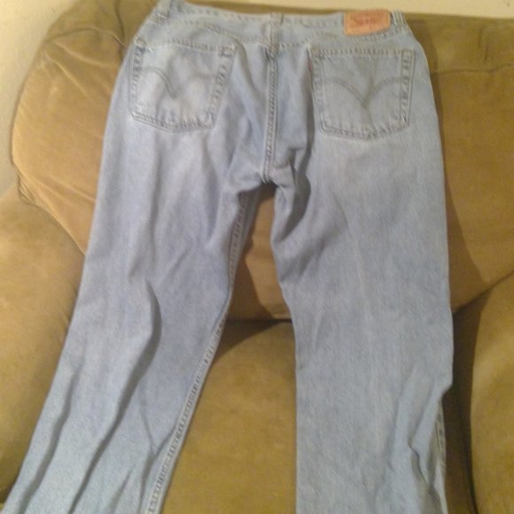 Levi's Regular Fit 505's - Picture 3 of 4